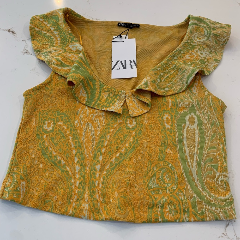 Zara Blouse Size Large Jacquard Paisley Print Ruffle Scoop Neck Top NEW - Picture 2 of 12